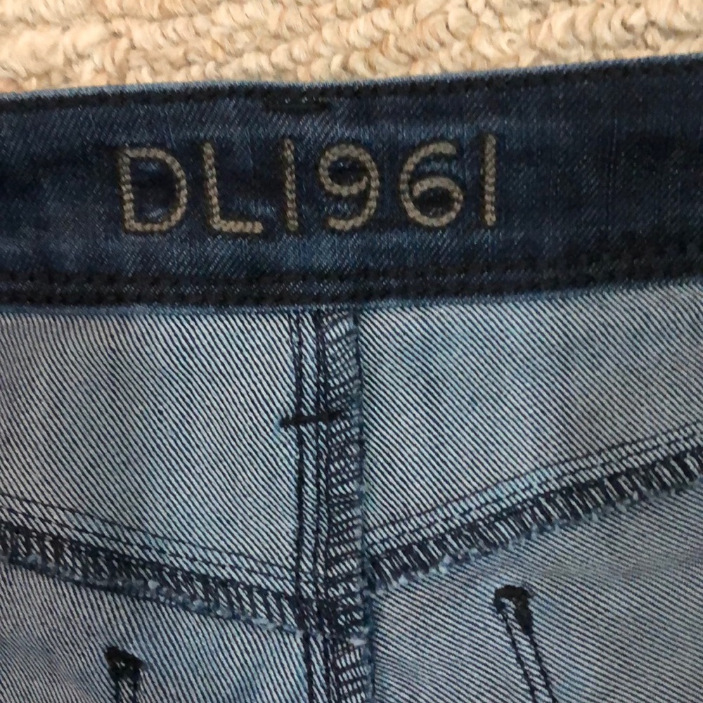 Jean - Picture 2 of 4